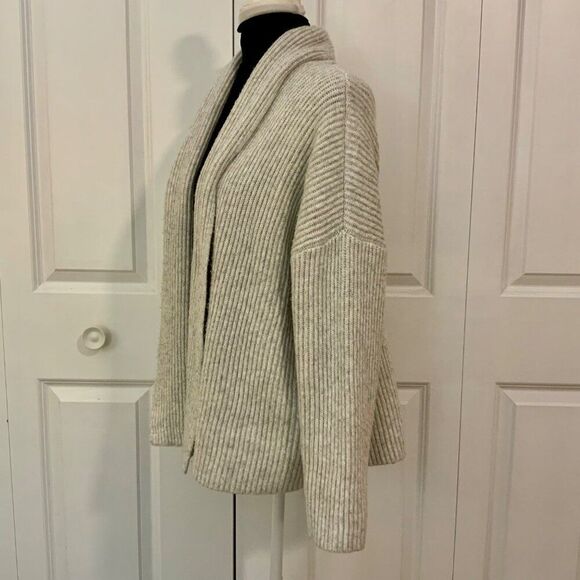 Joie Light Grey Long Sleeve Shawl Collar Open Cardigan Sweater Medium - Picture 3 of 10